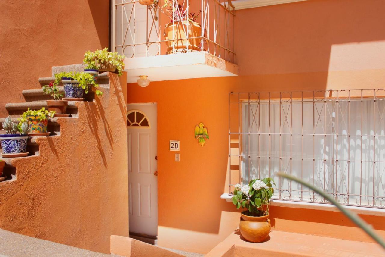 Colorful Family Condo With Terrace And Free Parking Guanajuato Exteriör bild